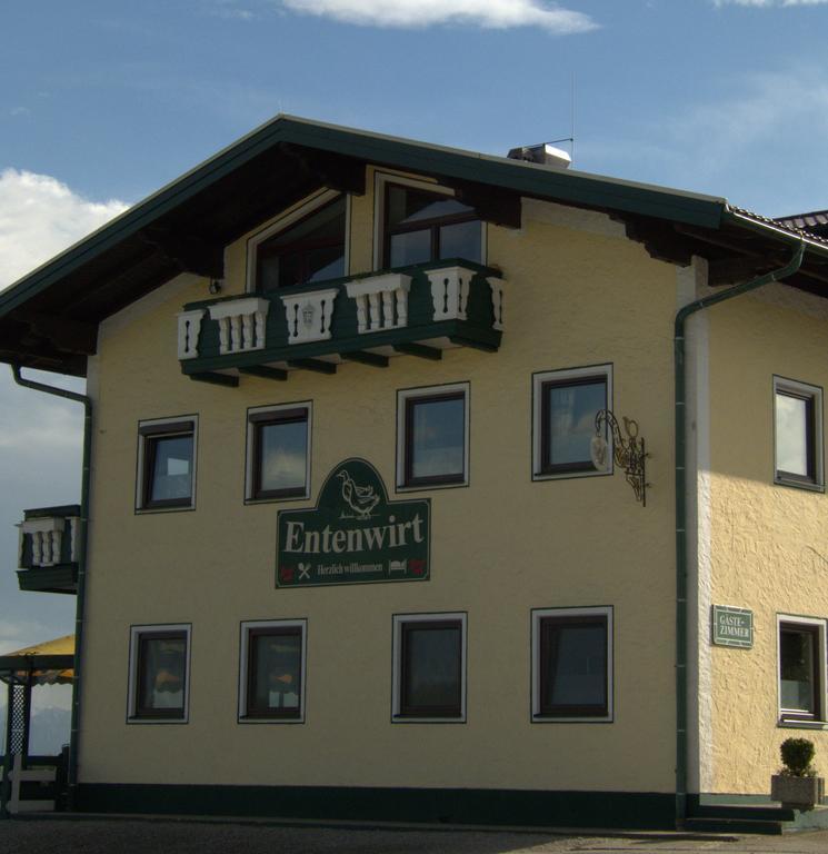 Landgasthof Entenwirt Tarsdorf Bagian luar foto