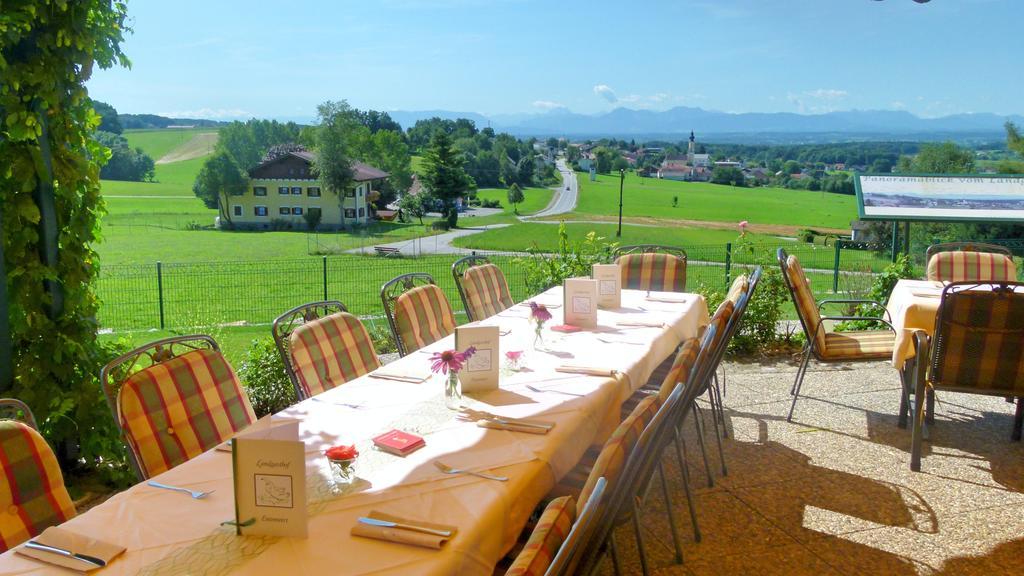 Landgasthof Entenwirt Tarsdorf Bagian luar foto